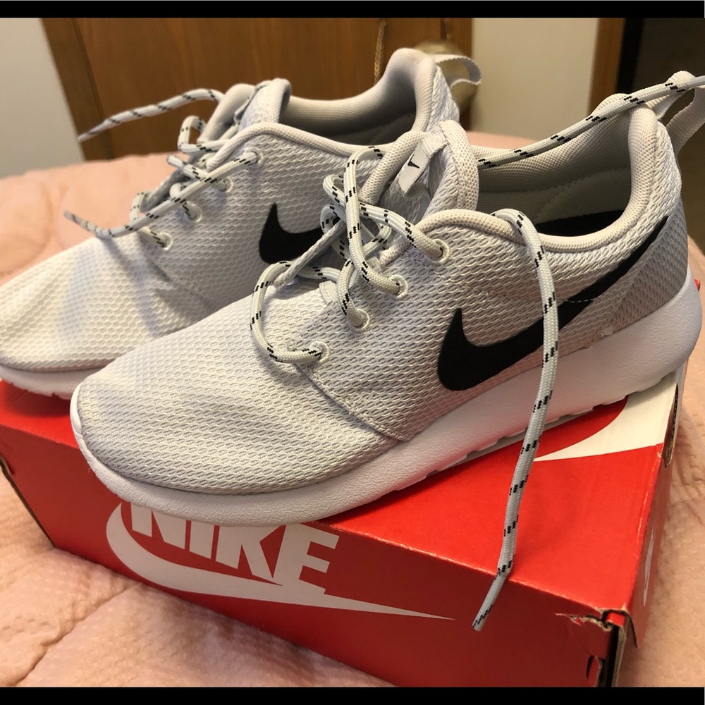 Women Nike Roshe one